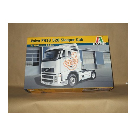 Italeri 3940 03940 - Maquette camion Volvo FH4 Globetrotter XL